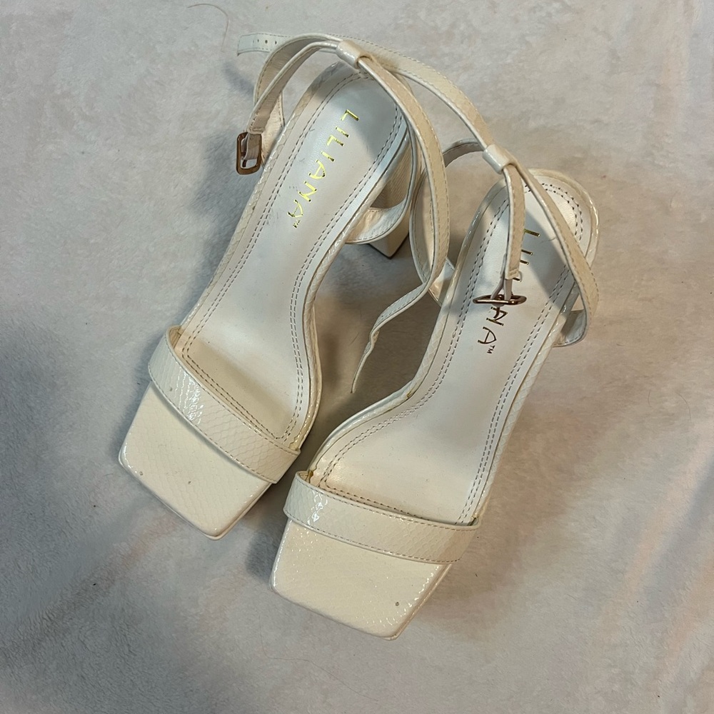 Liliana Women's Off-White Platform Heeled Sandals